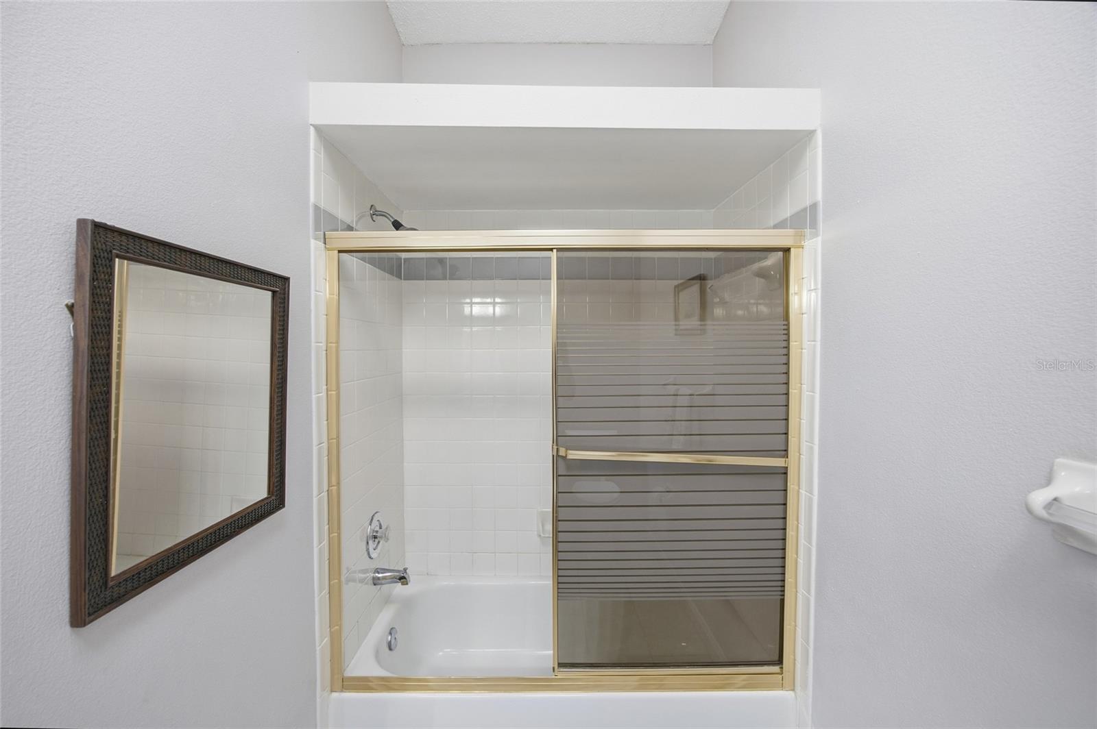 Image 29 of 37 For 524 Garland Circle