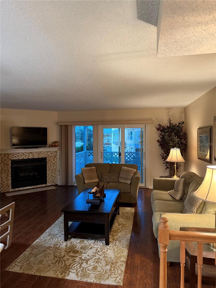 Image 5 of 37 For 524 Garland Circle