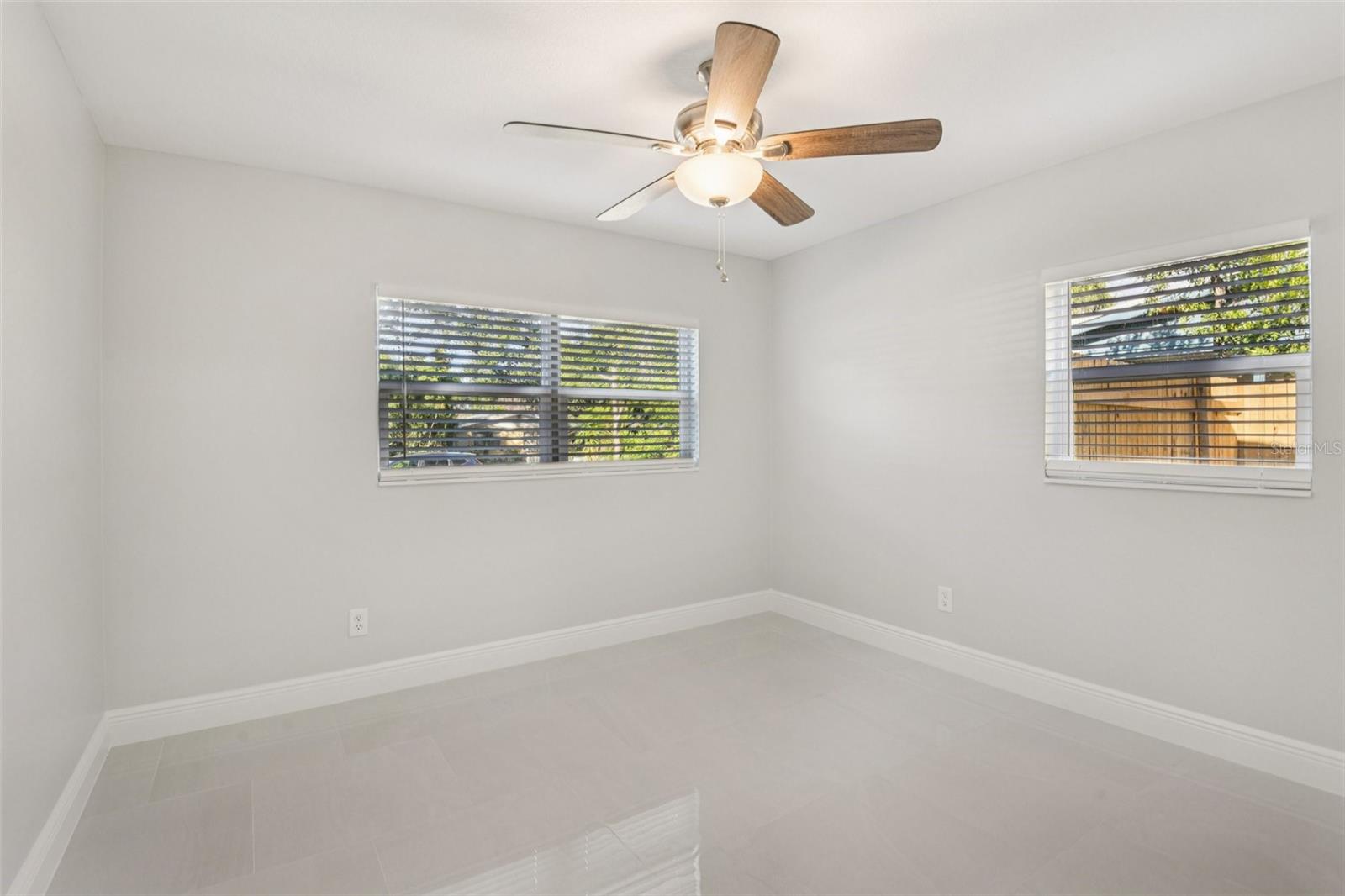 Image 26 of 49 For 2425 Ramona Circle