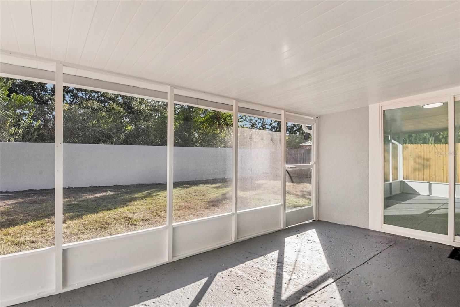 Image 33 of 49 For 2425 Ramona Circle