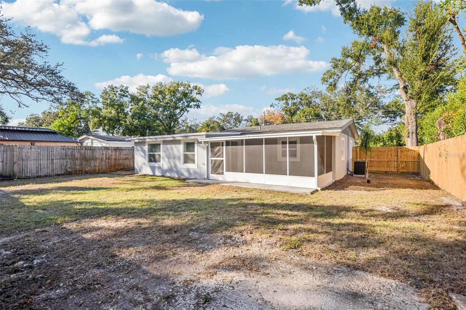 Image 35 of 49 For 2425 Ramona Circle