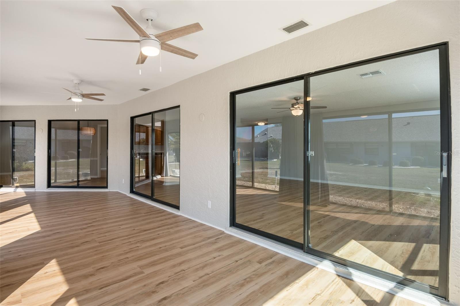 Image 27 of 51 For 302 Linger Lane