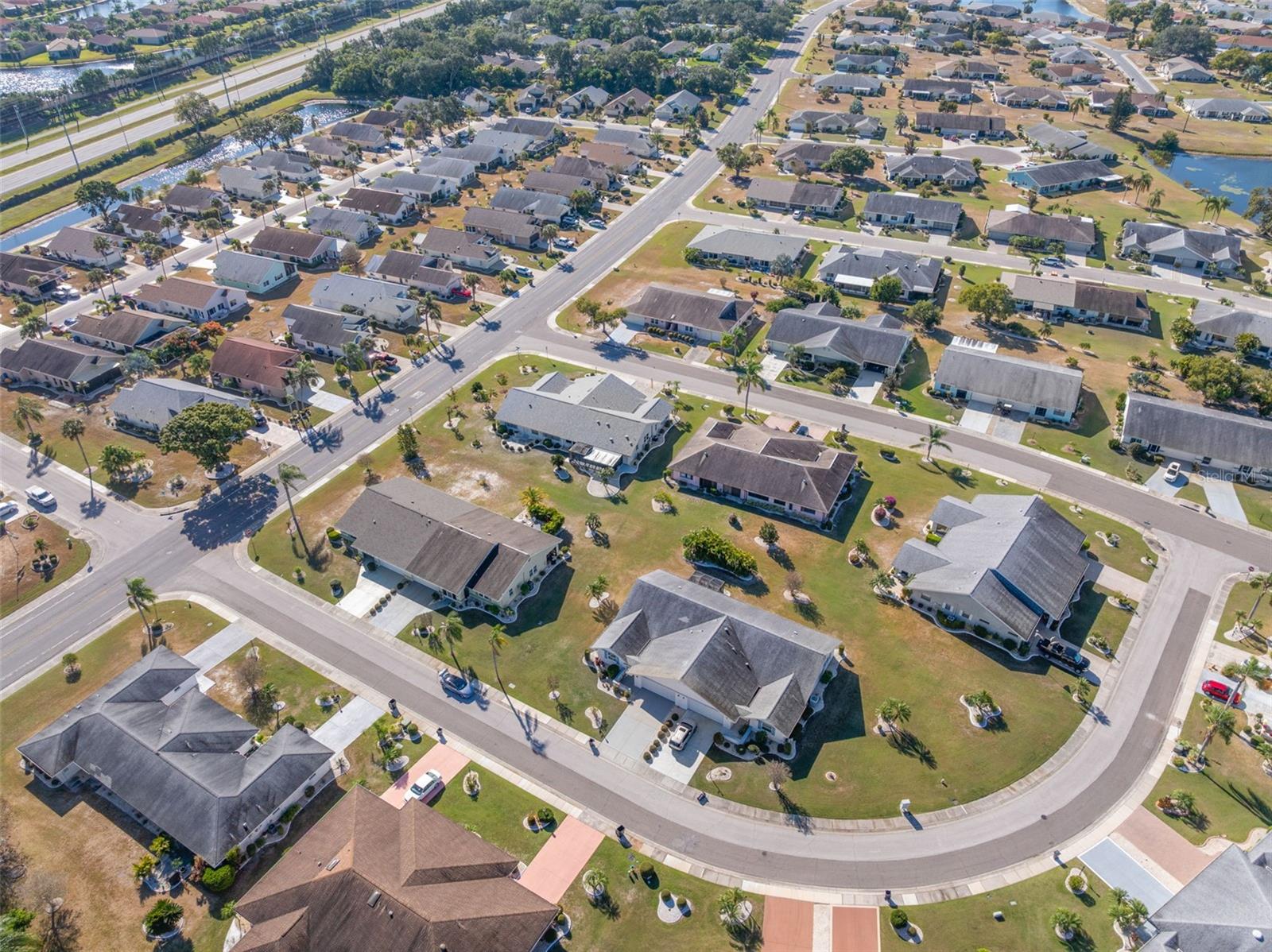 Image 37 of 51 For 302 Linger Lane