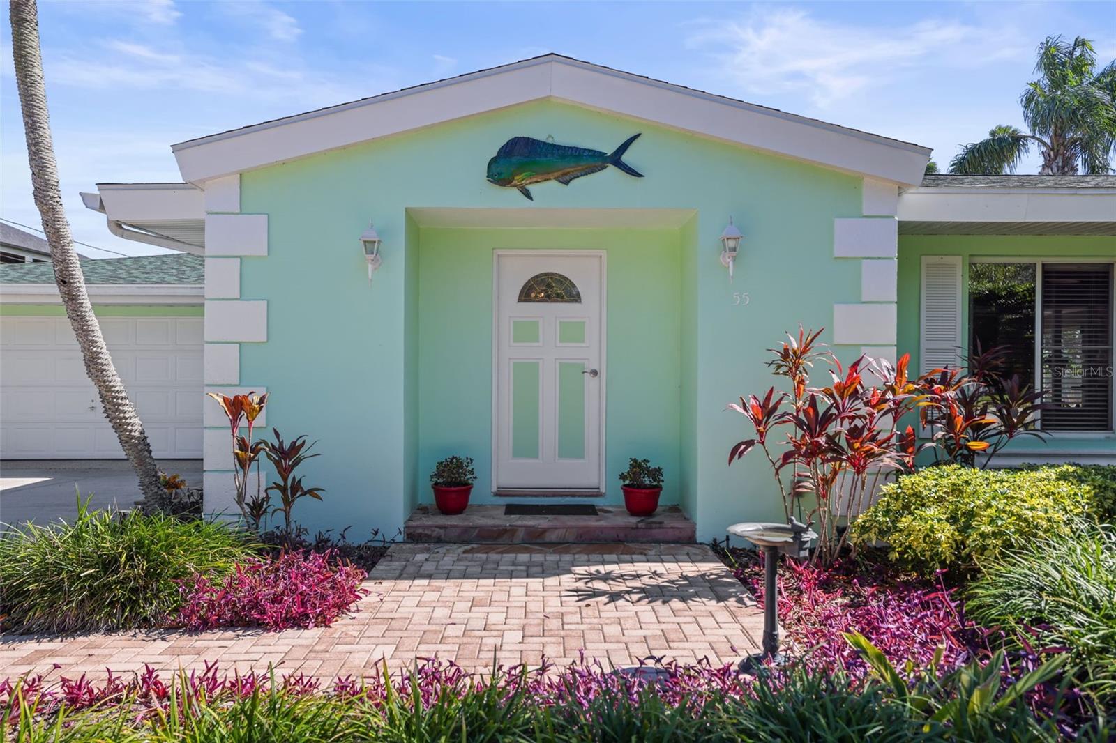 Listing photo id 1 for 55 Valencia Drive