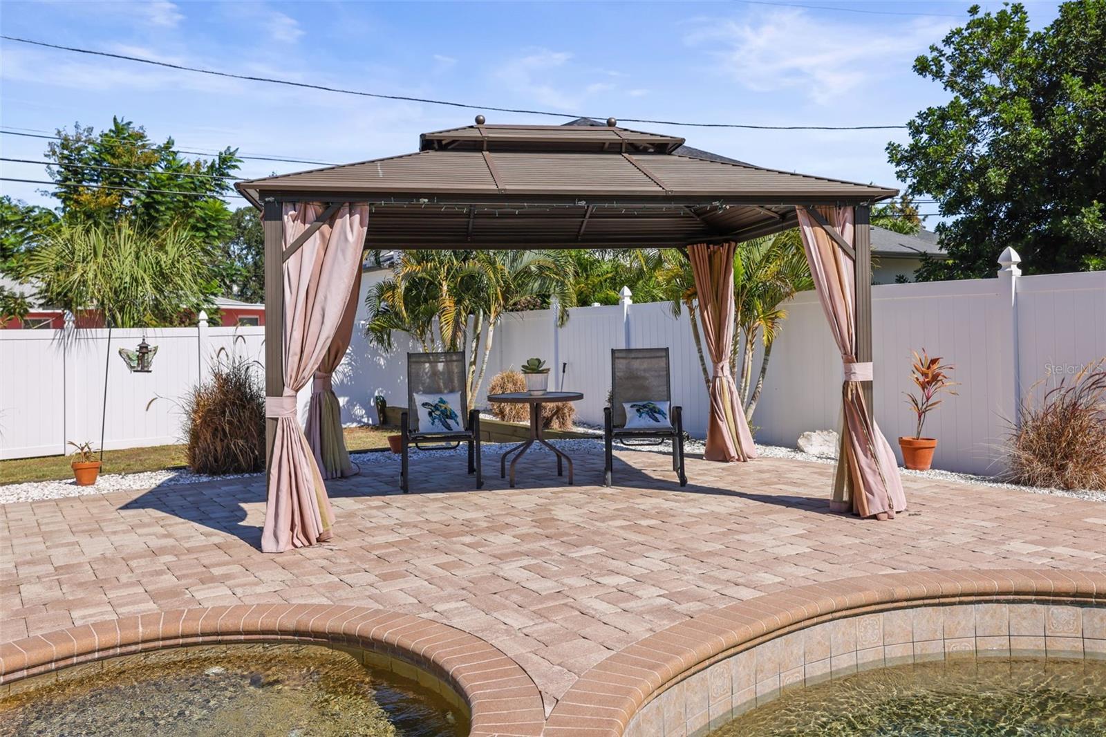 Listing photo id 43 for 55 Valencia Drive