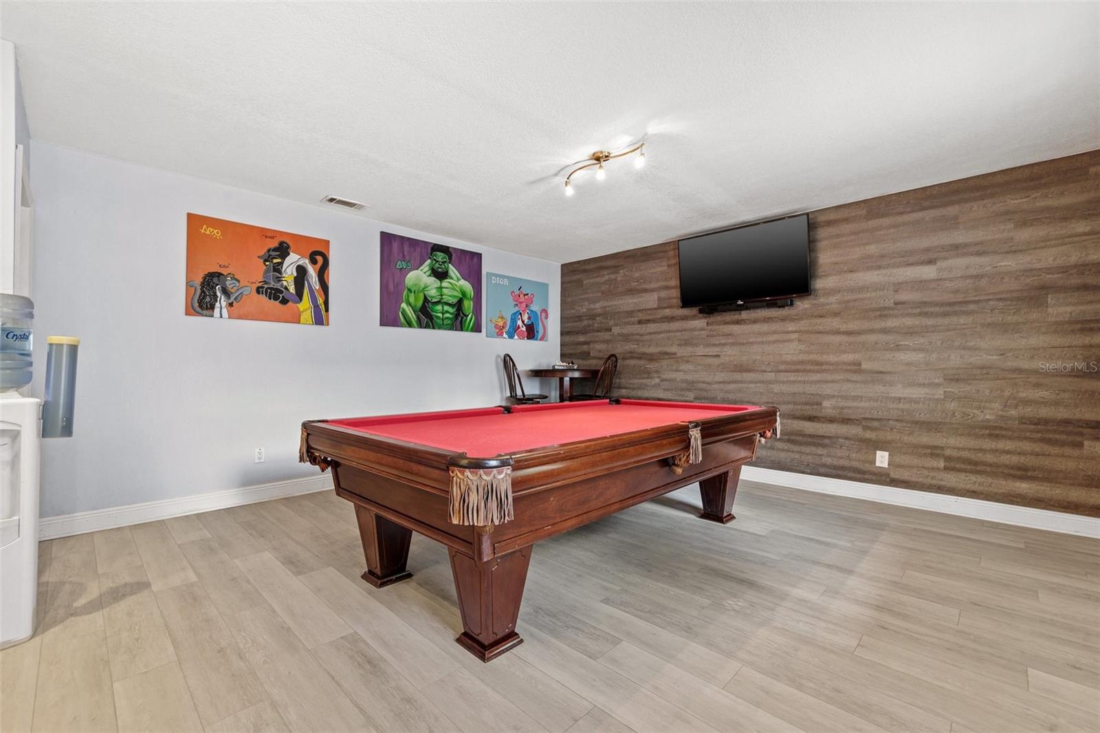 Image 15 of 30 For 18102 Livingston Avenue