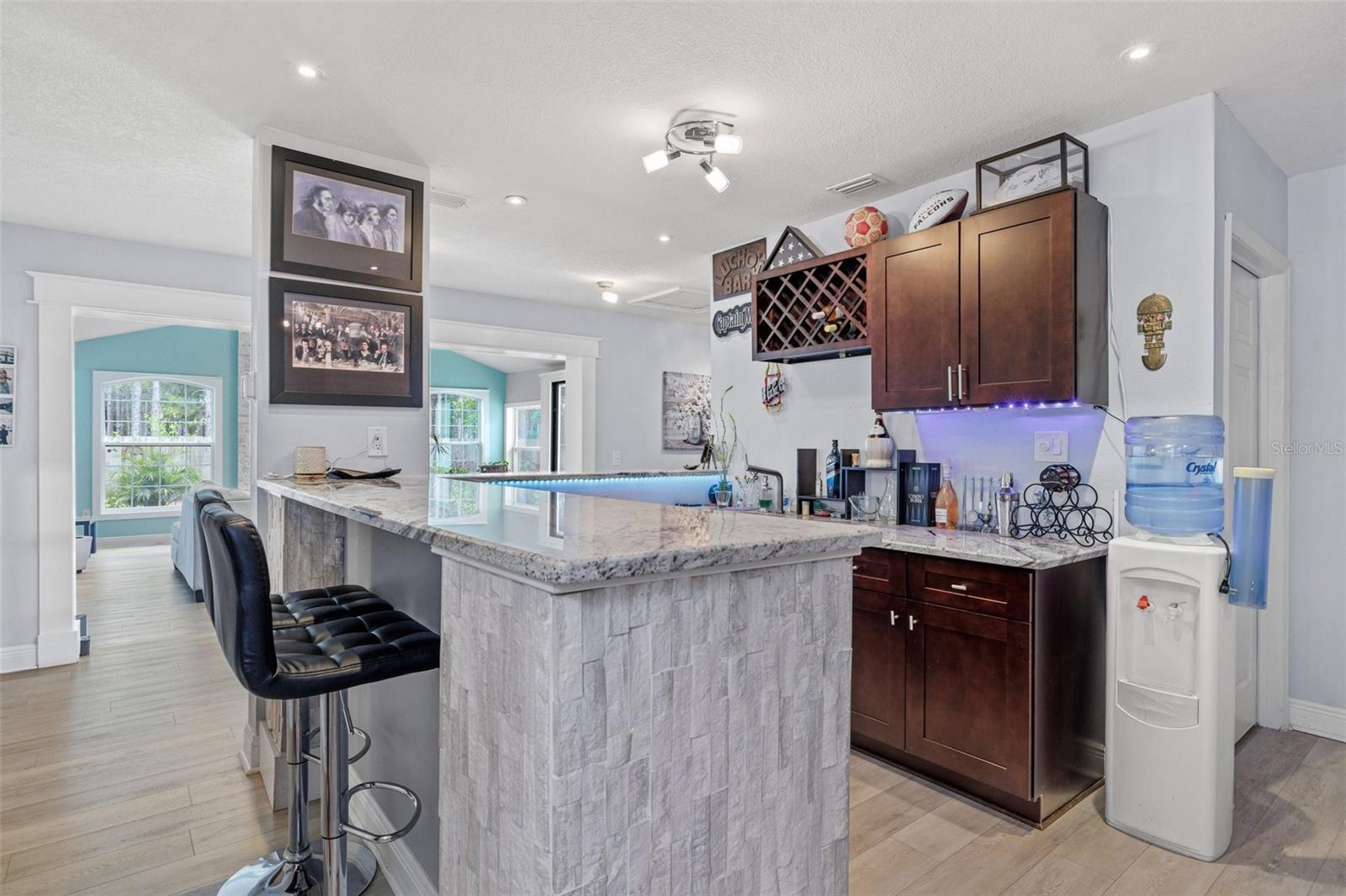 Image 16 of 30 For 18102 Livingston Avenue