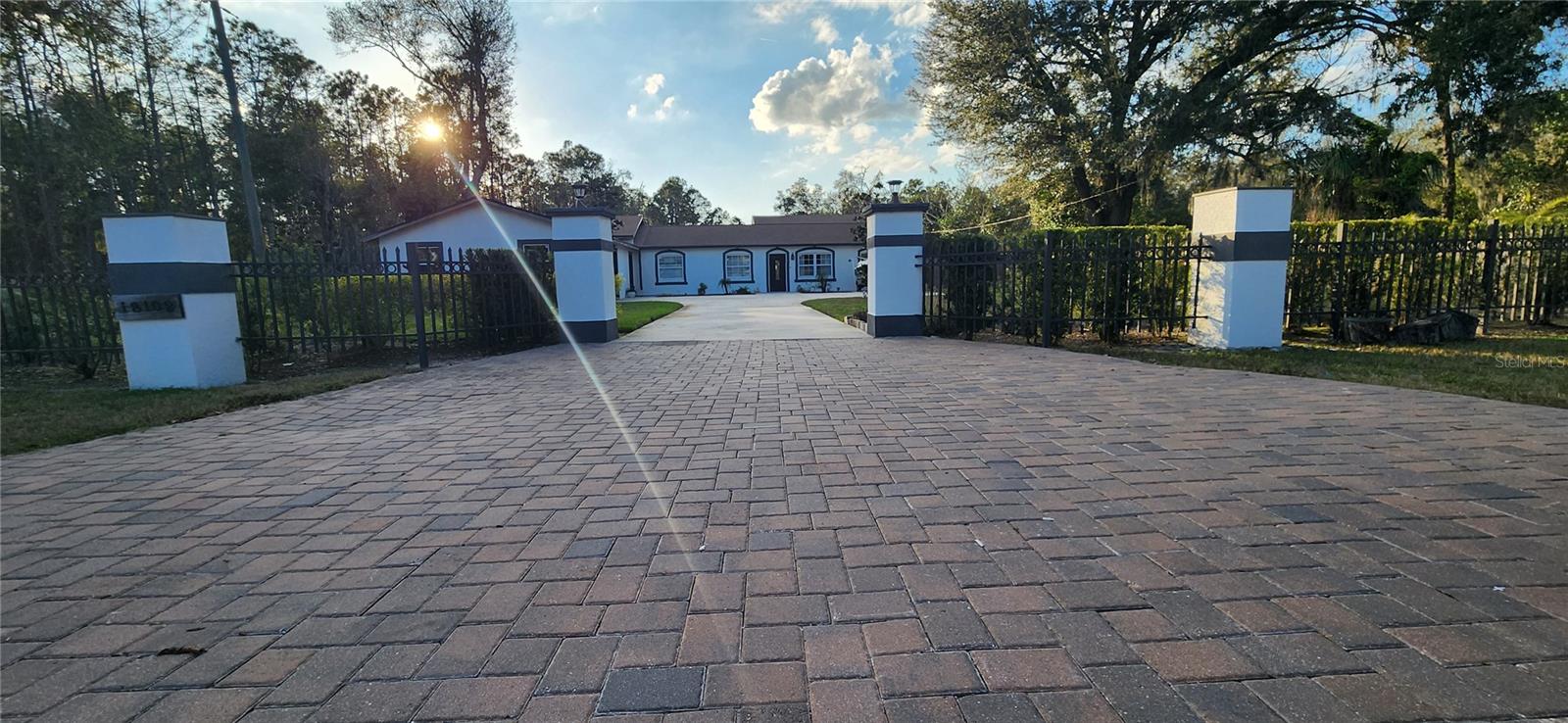 Image 2 of 30 For 18102 Livingston Avenue