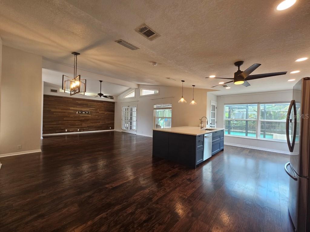 Image 8 of 23 For 5103 Fernbrook Lane