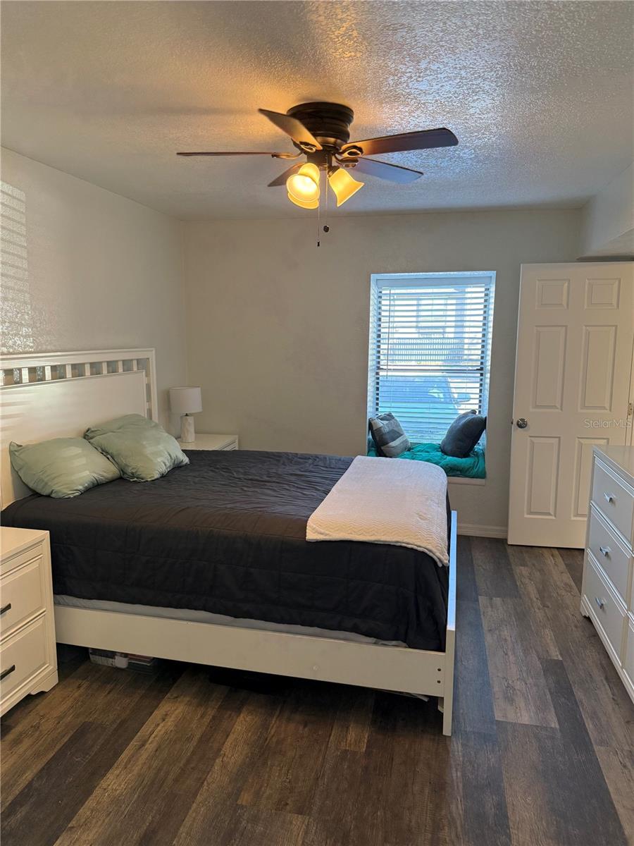 Image 21 of 43 For 4025 Angel Oak Court 103