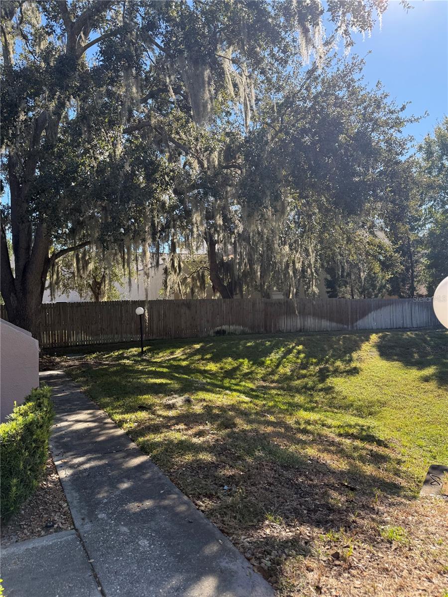 Image 33 of 43 For 4025 Angel Oak Court 103