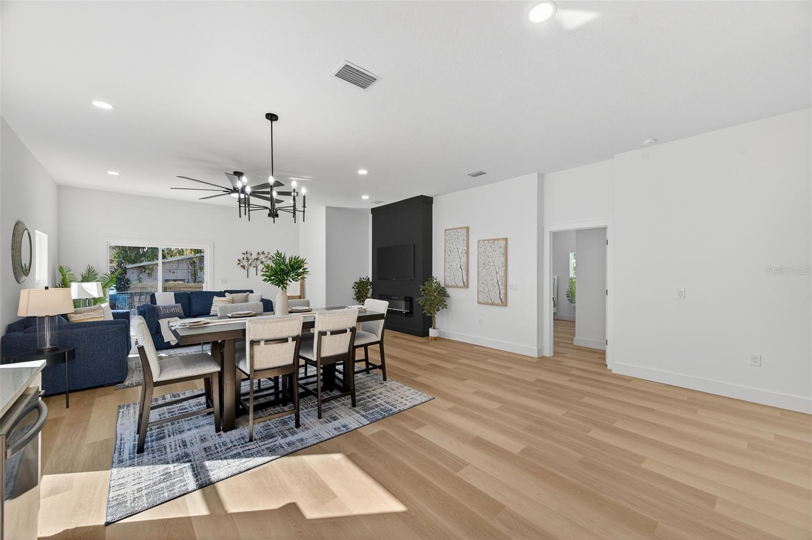 Image 14 of 55 For 8524 Newport Avenue