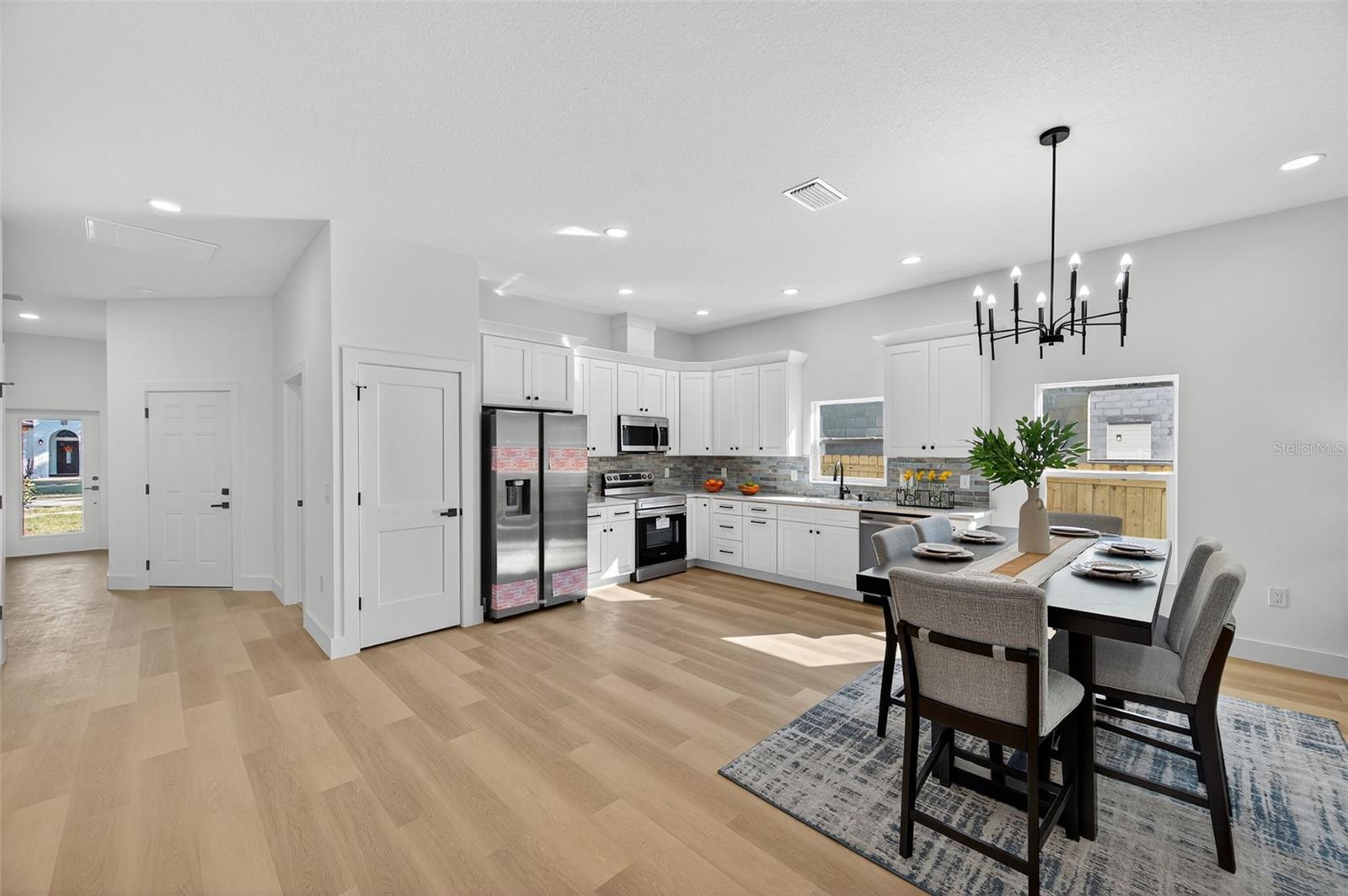 Image 20 of 55 For 8524 Newport Avenue