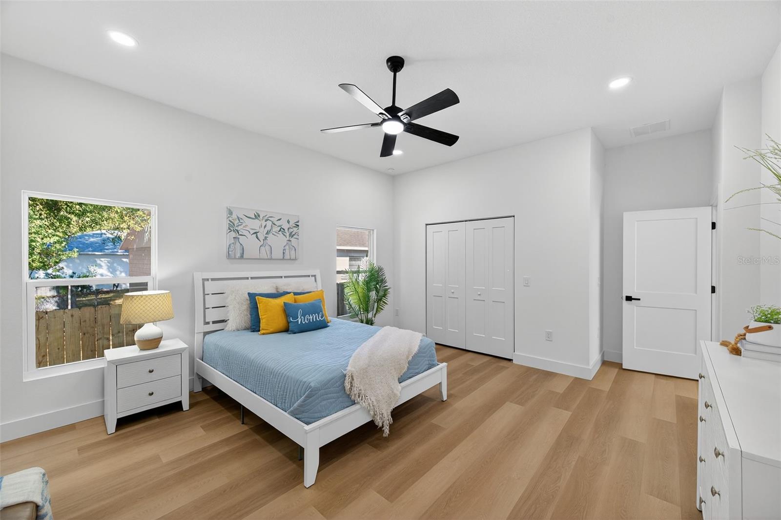 Image 28 of 55 For 8524 Newport Avenue