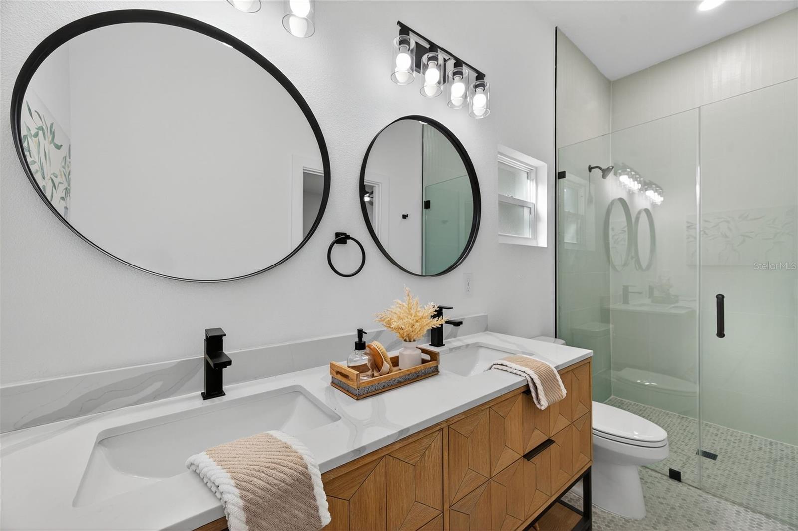 Image 32 of 55 For 8524 Newport Avenue