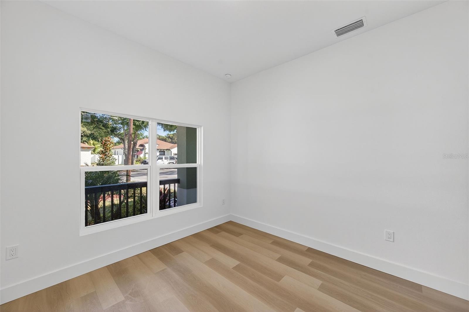 Image 34 of 55 For 8524 Newport Avenue