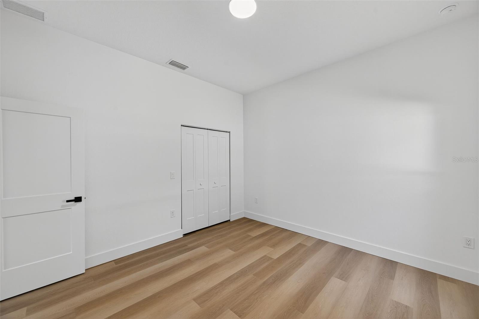 Image 40 of 55 For 8524 Newport Avenue