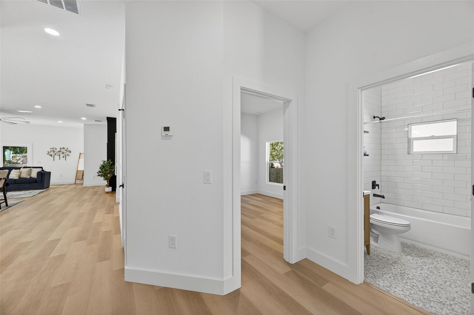 Image 8 of 55 For 8524 Newport Avenue