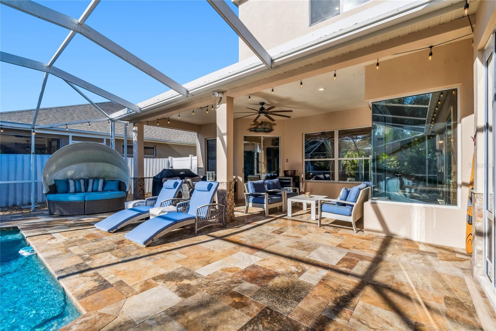 Image 11 of 88 For 19104 Nature Palm Lane