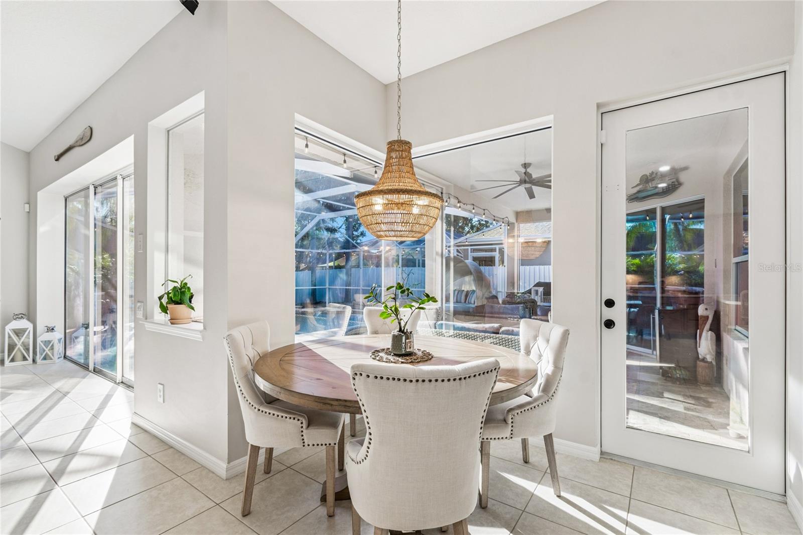 Image 42 of 88 For 19104 Nature Palm Lane