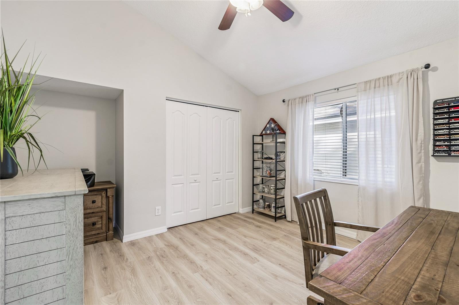 Image 53 of 88 For 19104 Nature Palm Lane