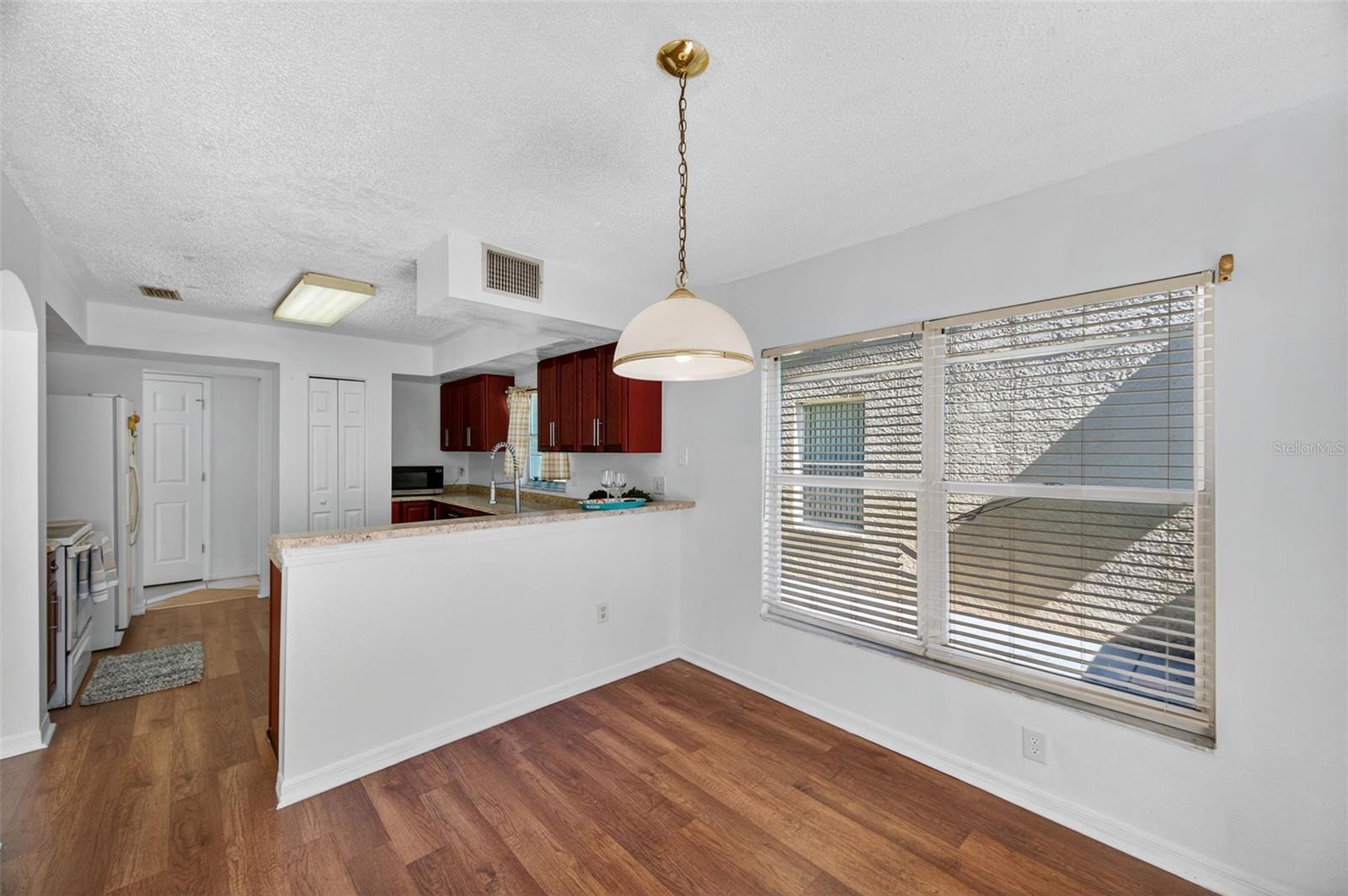 Image 15 of 59 For 1613 Prowmore Drive