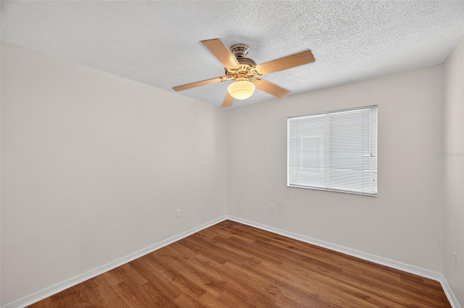 Image 32 of 59 For 1613 Prowmore Drive