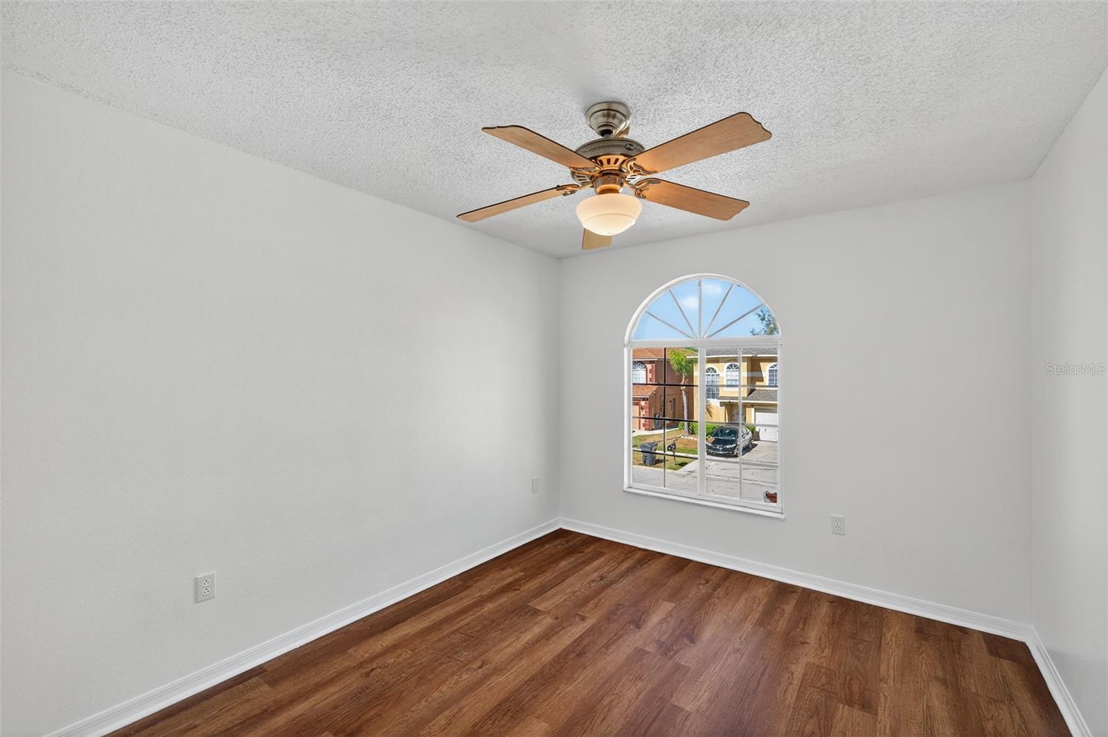 Image 41 of 59 For 1613 Prowmore Drive