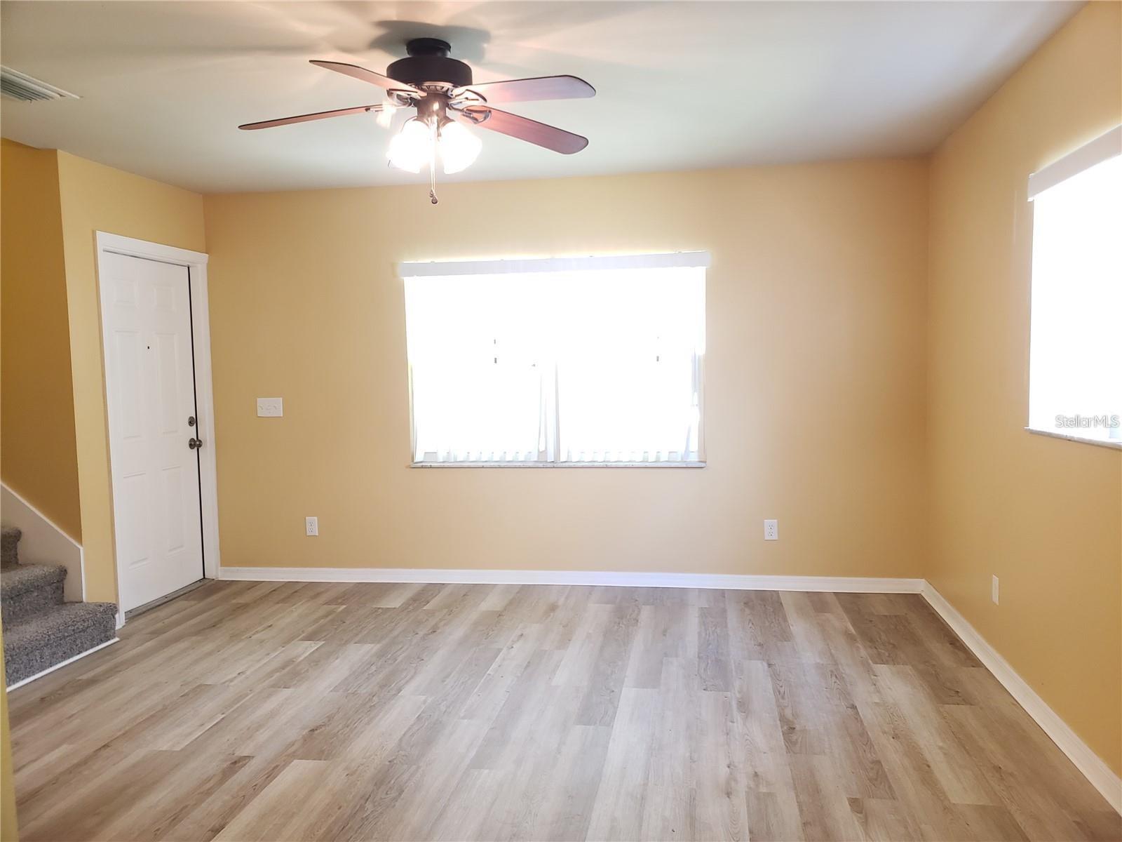 Image 5 of 18 For 1364 Fairway Drive