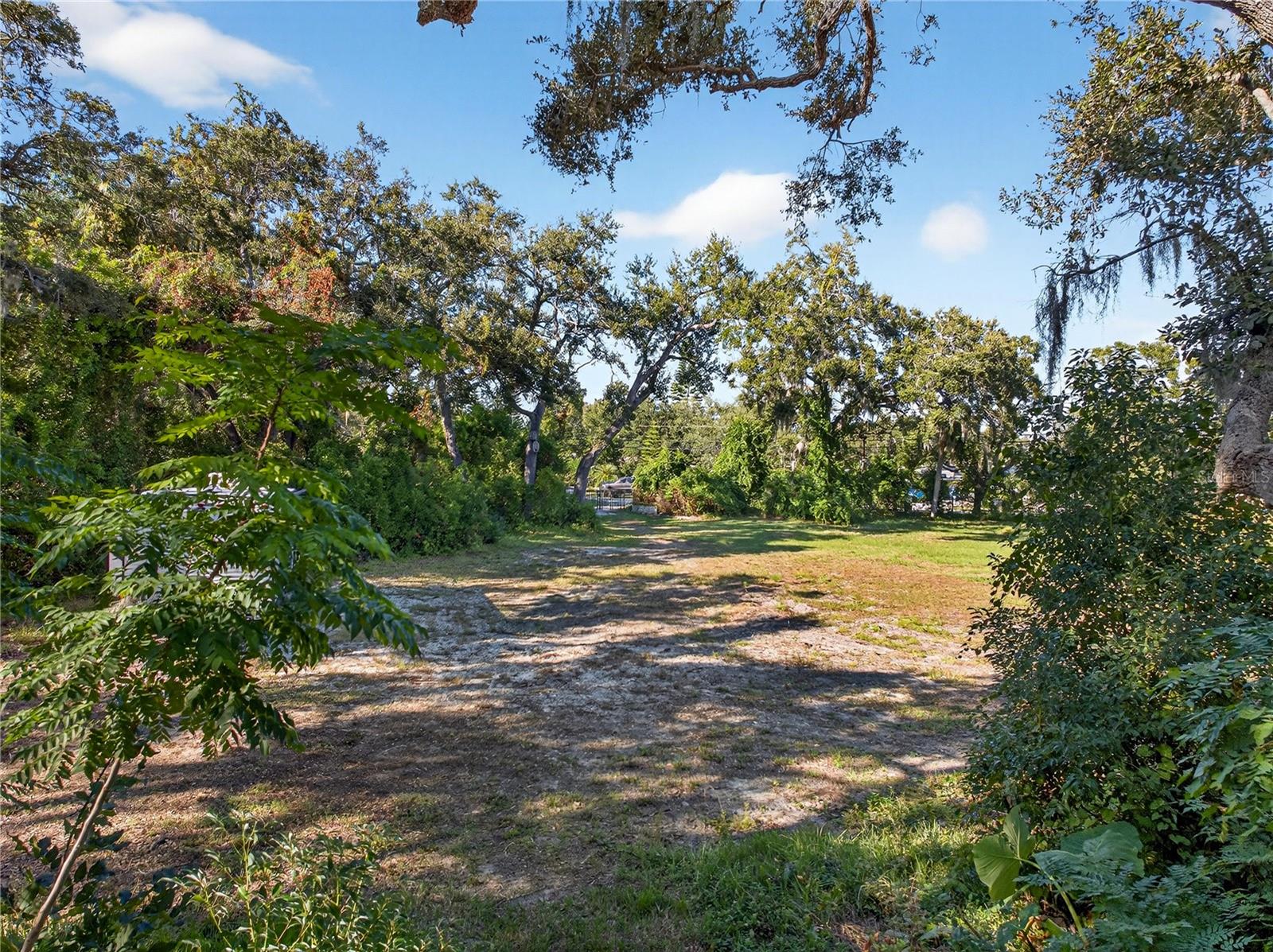 Image 10 of 21 For 11444 74th Avenue