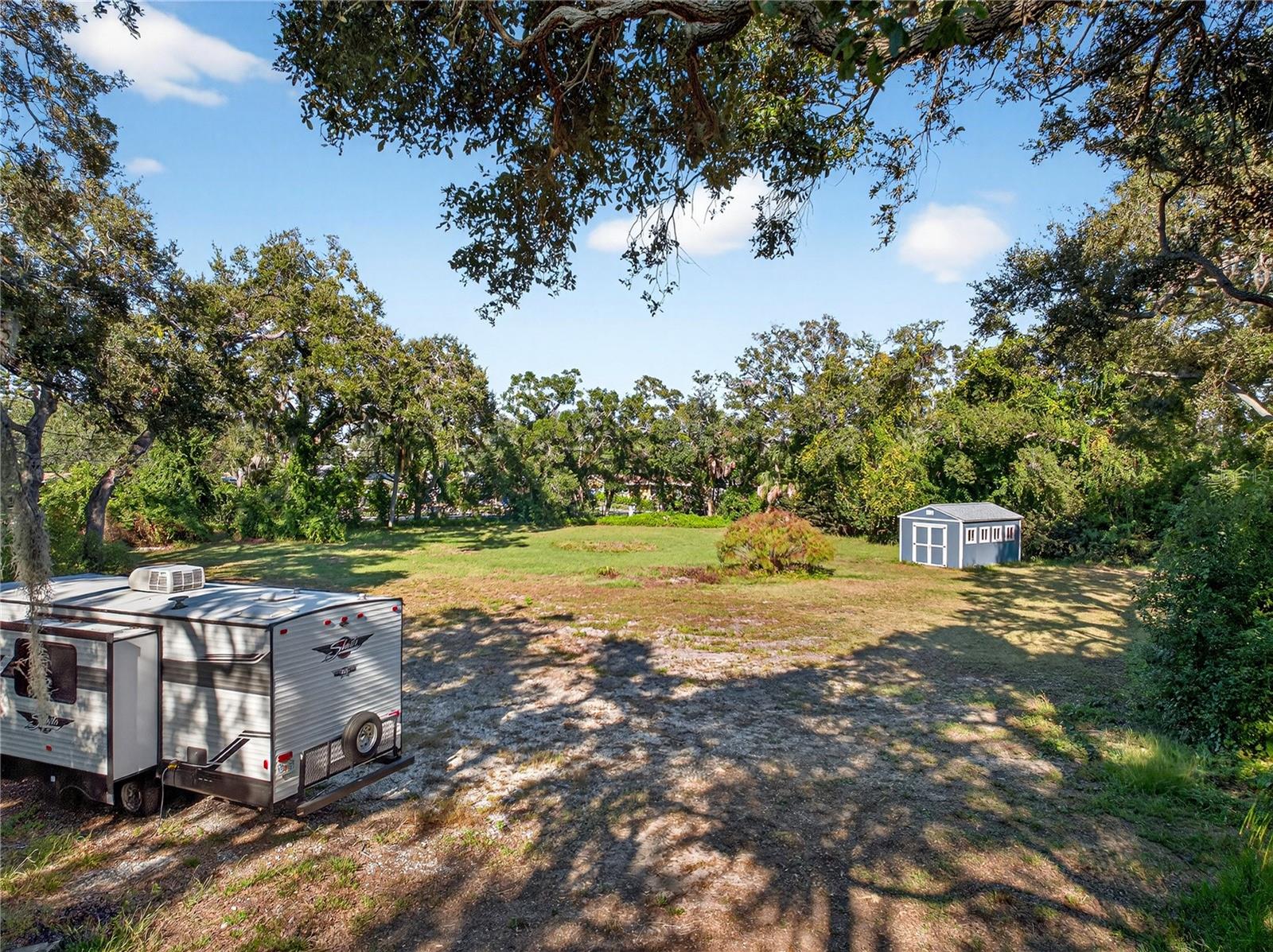 Image 11 of 21 For 11444 74th Avenue