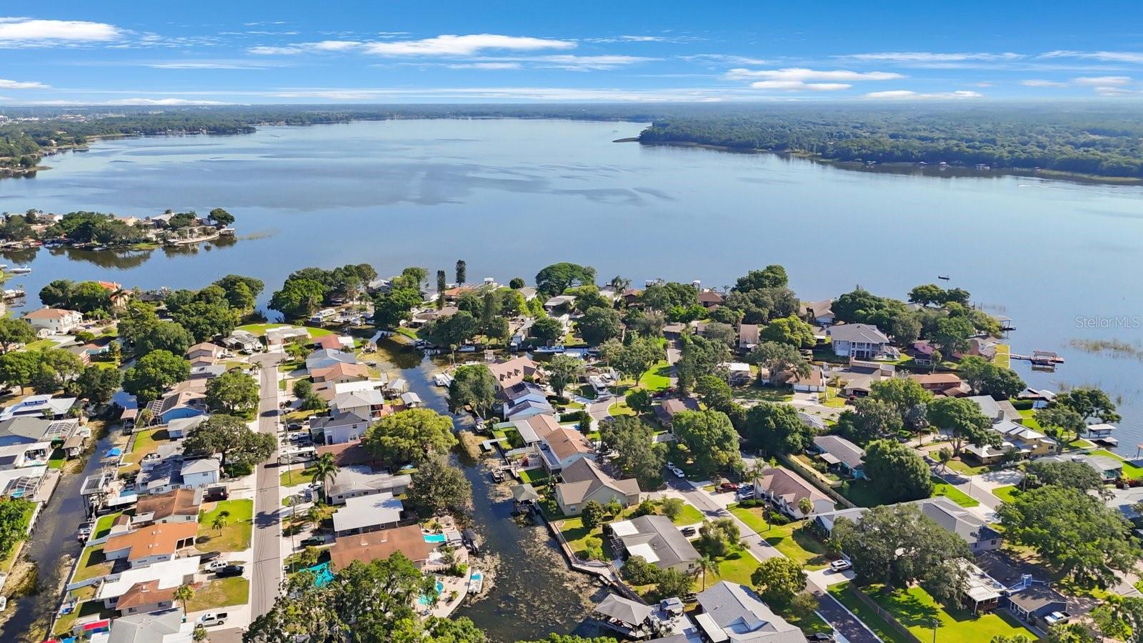 Image 59 of 62 For 172 Lake Shore Drive W