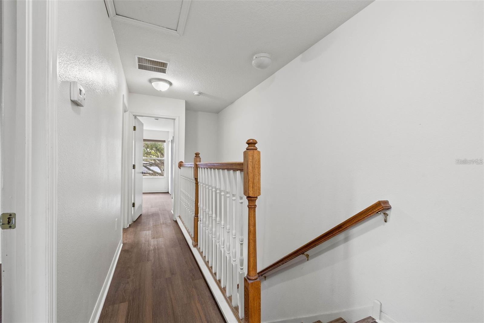 Image 21 of 28 For 2565 Harn Boulevard 1