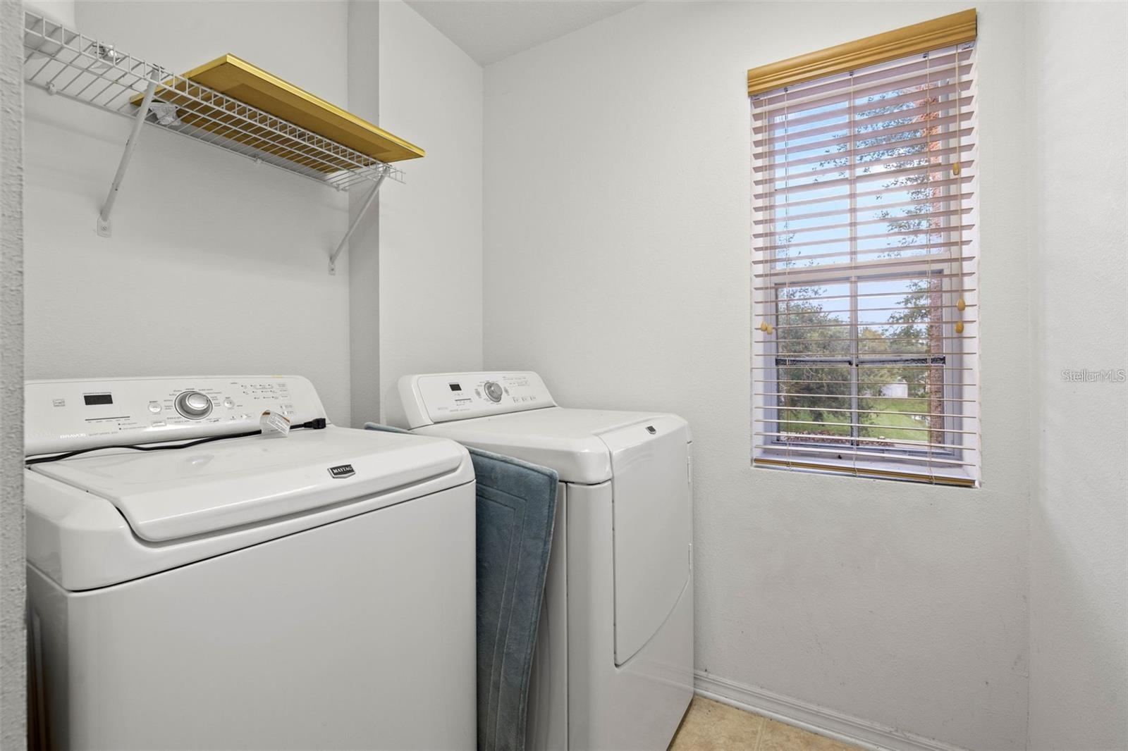 Image 22 of 28 For 2565 Harn Boulevard 1