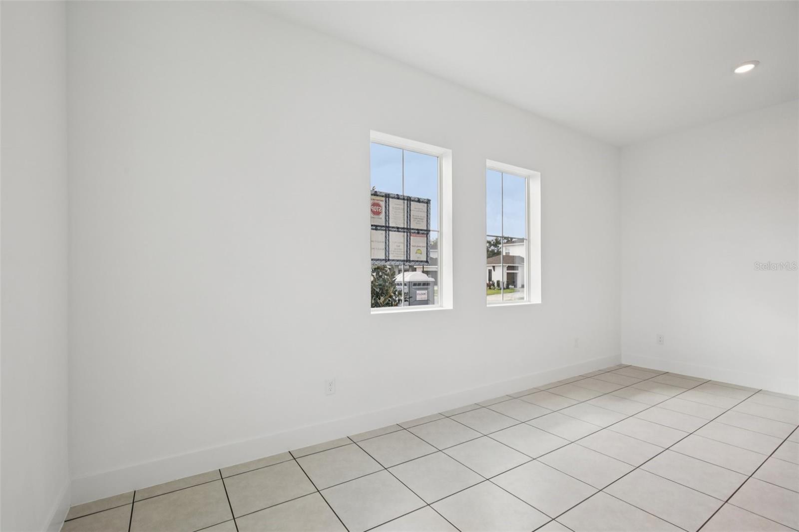 Image 18 of 46 For 8218 Golden Beach Court