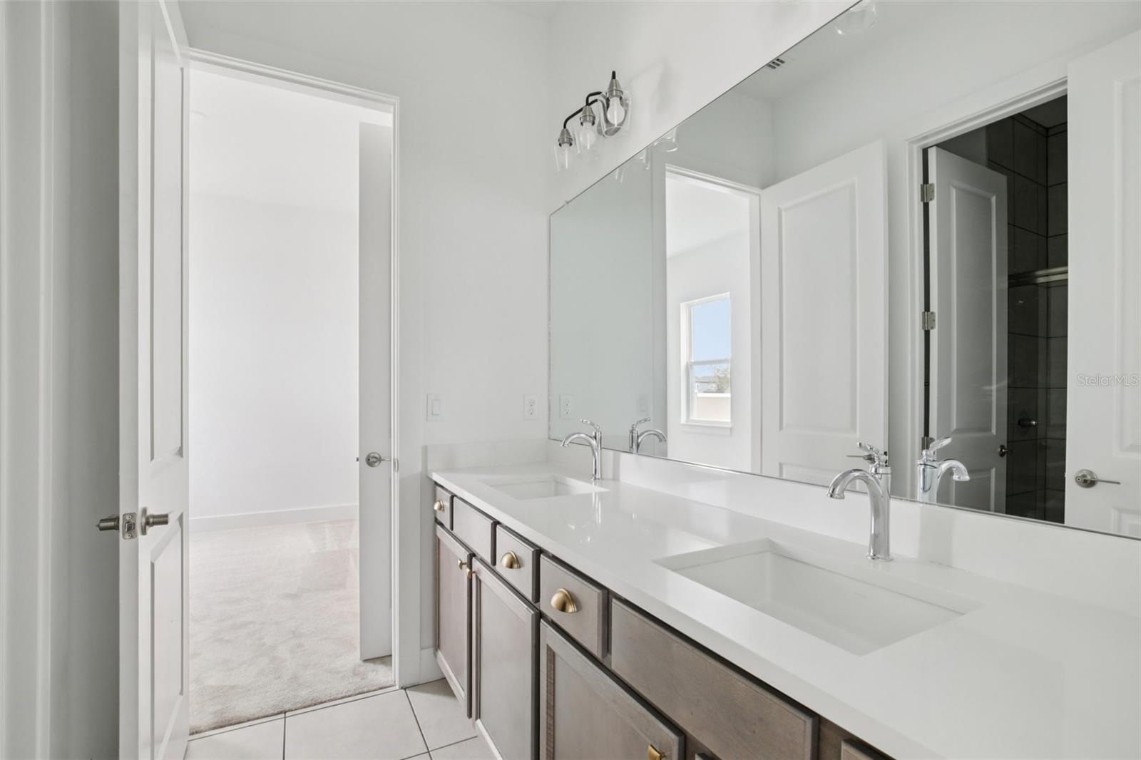 Image 26 of 46 For 8218 Golden Beach Court