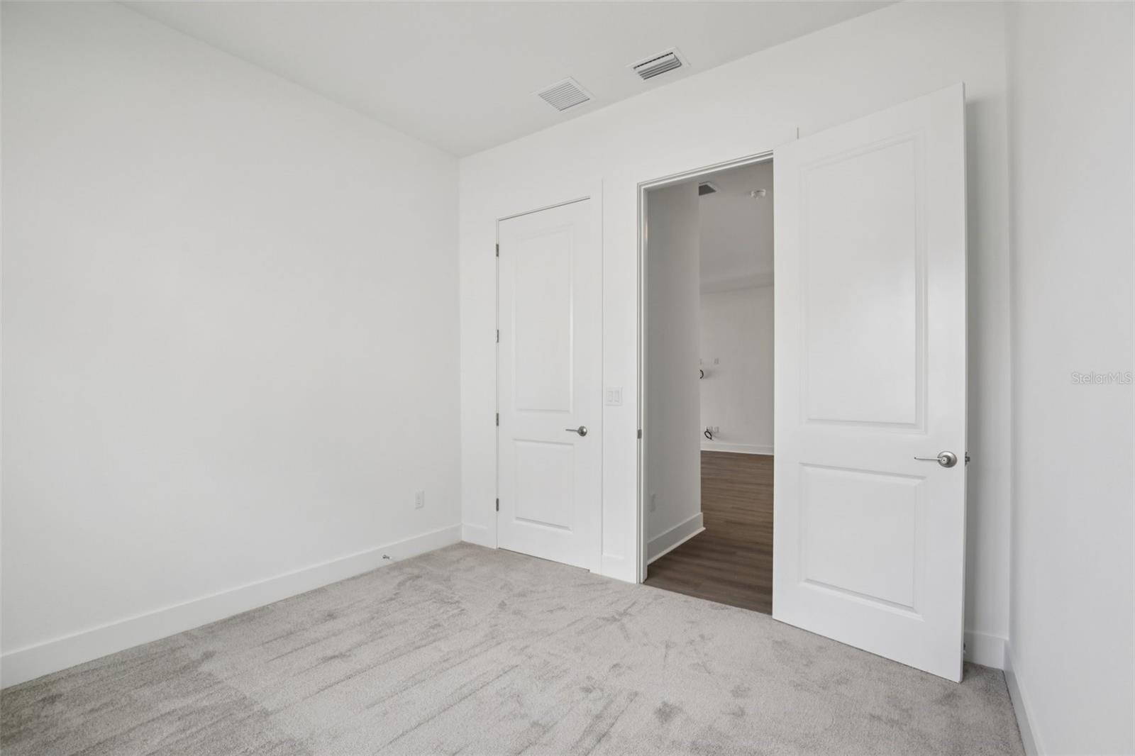 Image 30 of 46 For 8218 Golden Beach Court