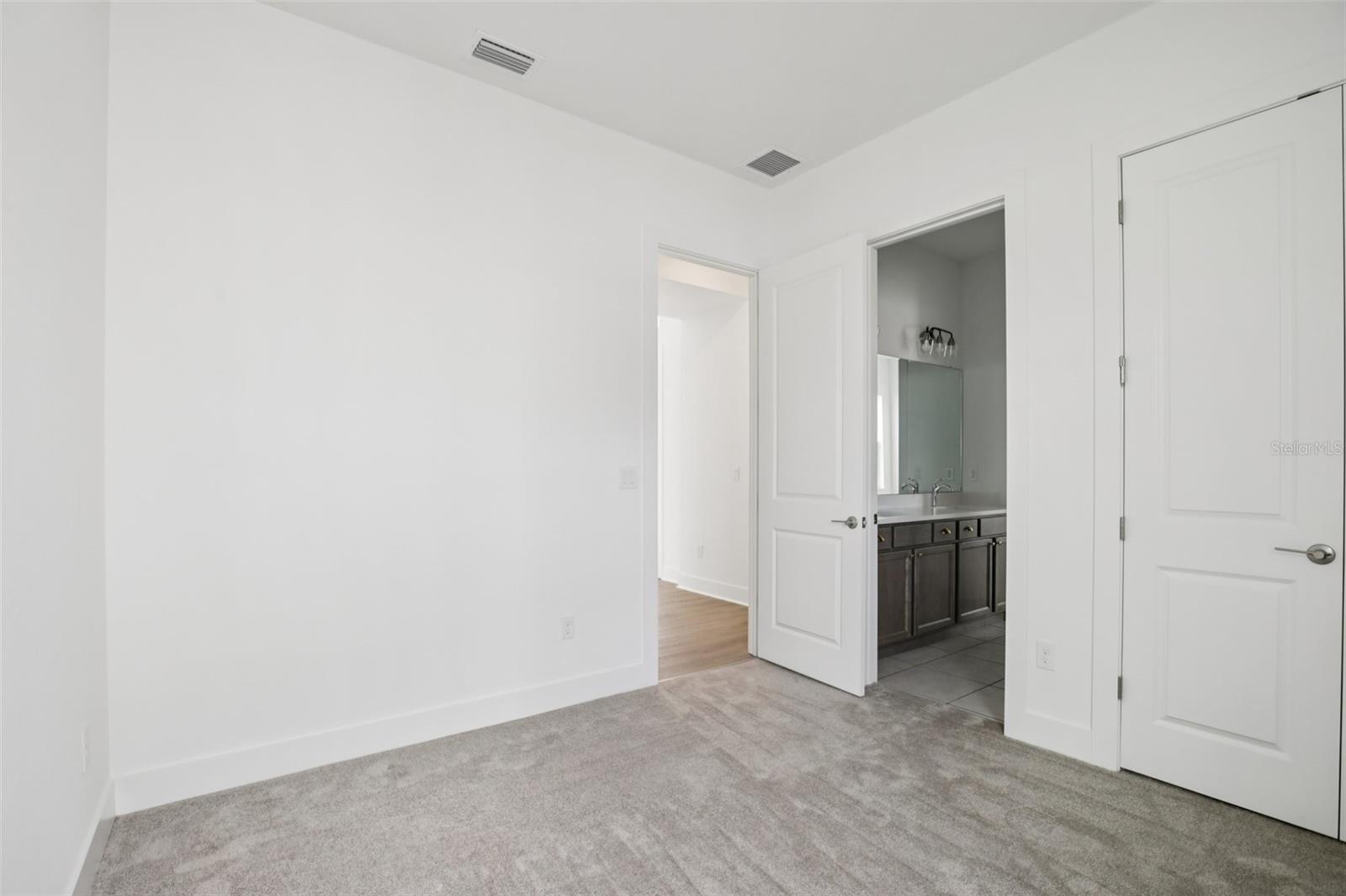 Image 32 of 46 For 8218 Golden Beach Court