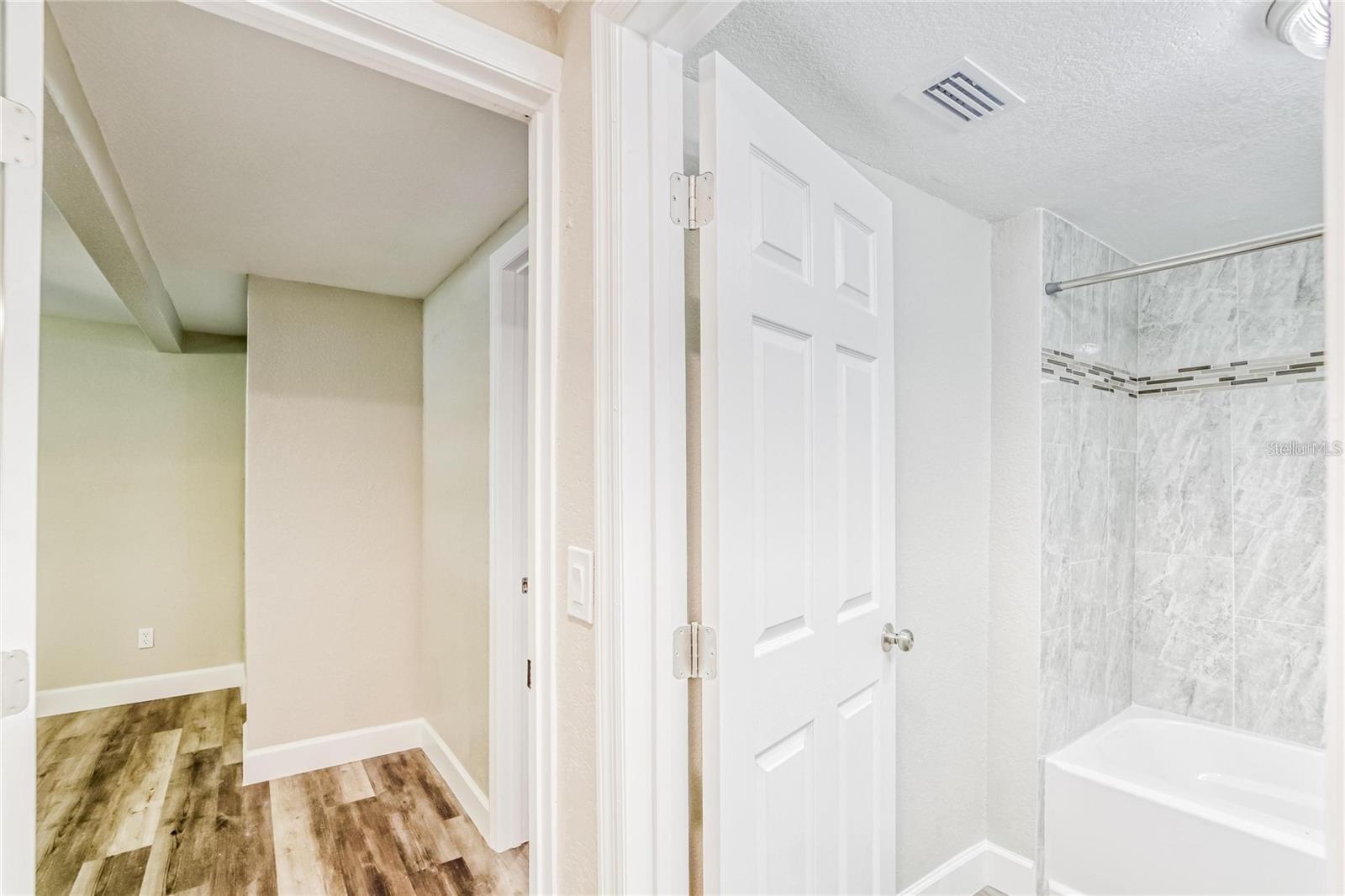 Image 10 of 21 For 5320 Cherry Avenue