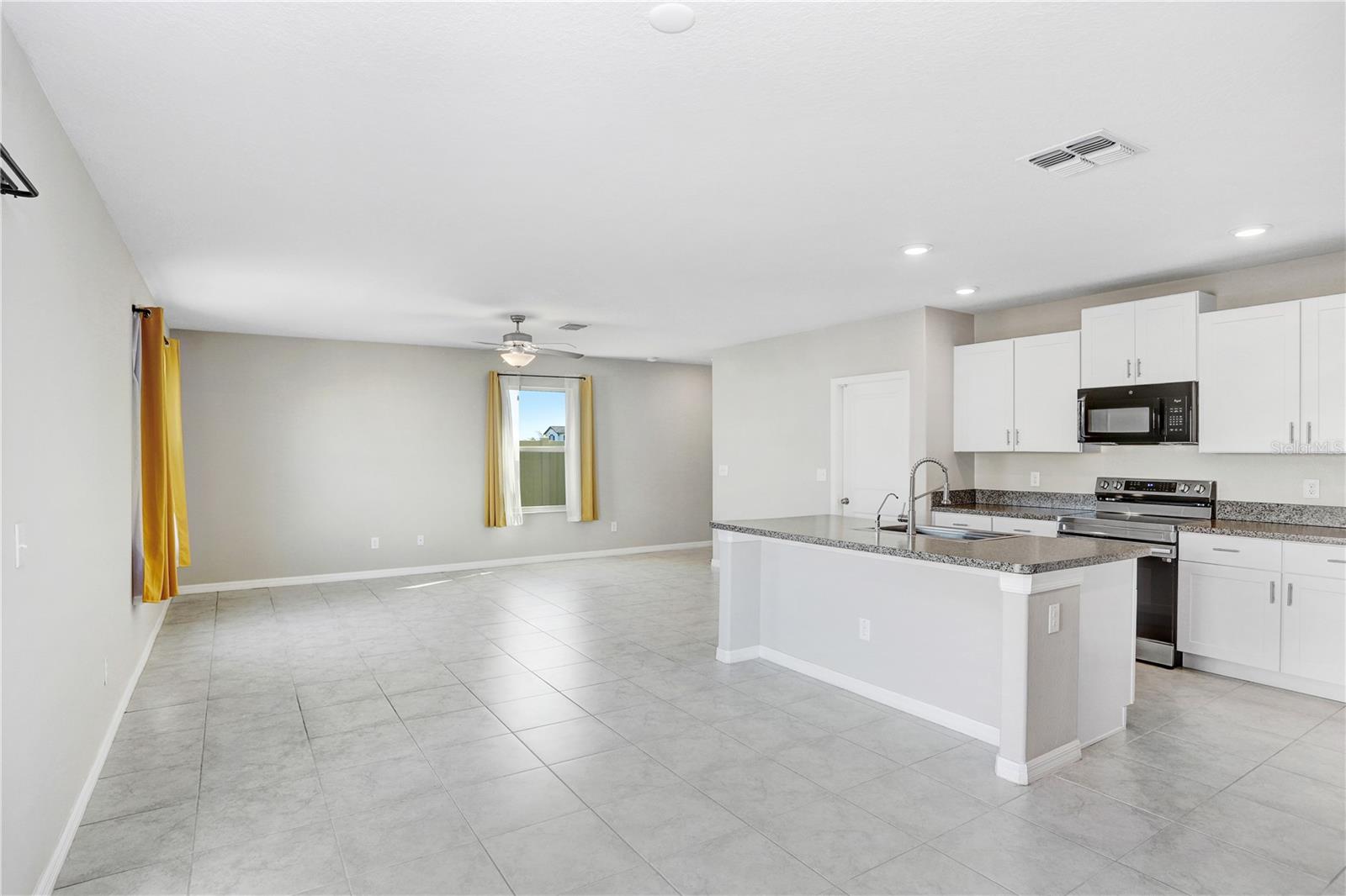 Image 10 of 49 For 6211 Spring Crayfish Avenue