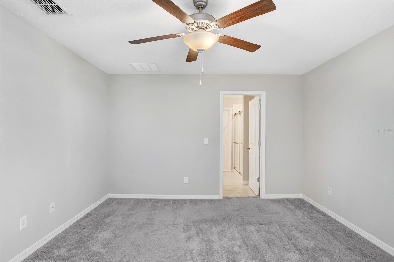 Image 16 of 49 For 6211 Spring Crayfish Avenue