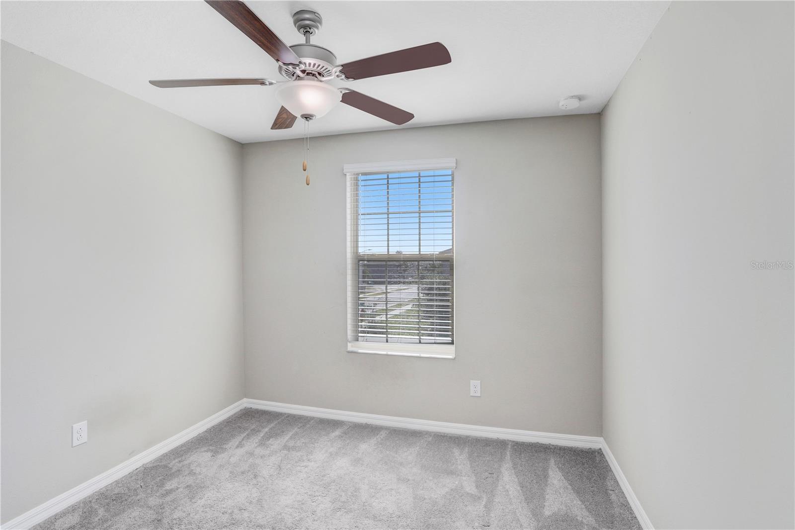 Image 23 of 49 For 6211 Spring Crayfish Avenue