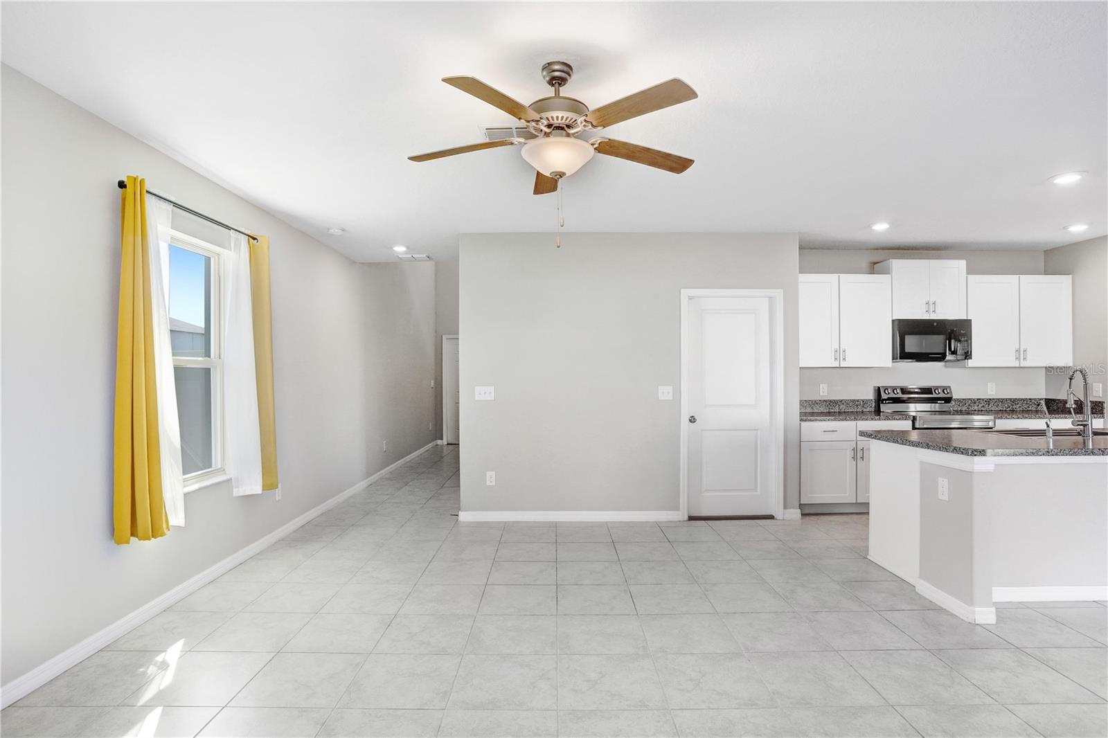 Image 6 of 49 For 6211 Spring Crayfish Avenue