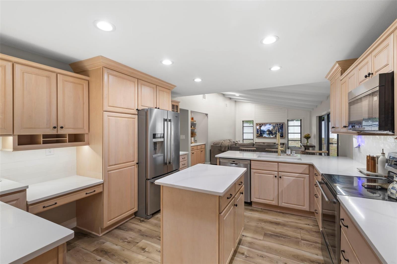 Image 10 of 41 For 715 Sandy Hook Road