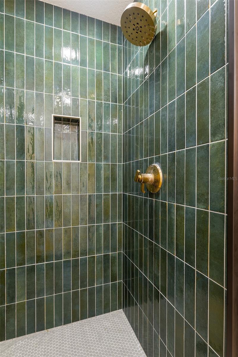 Image 24 of 41 For 715 Sandy Hook Road