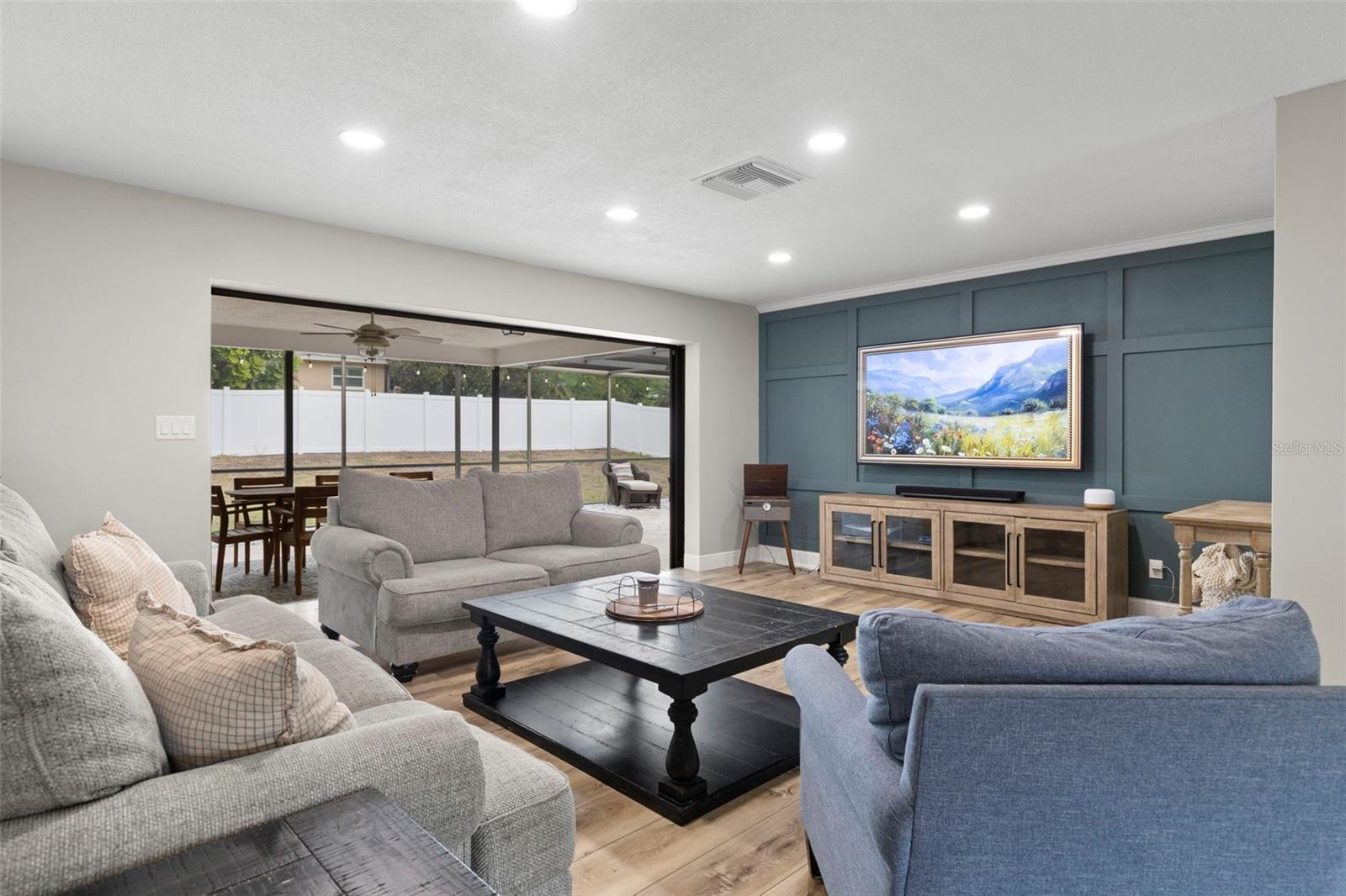 Image 6 of 41 For 715 Sandy Hook Road