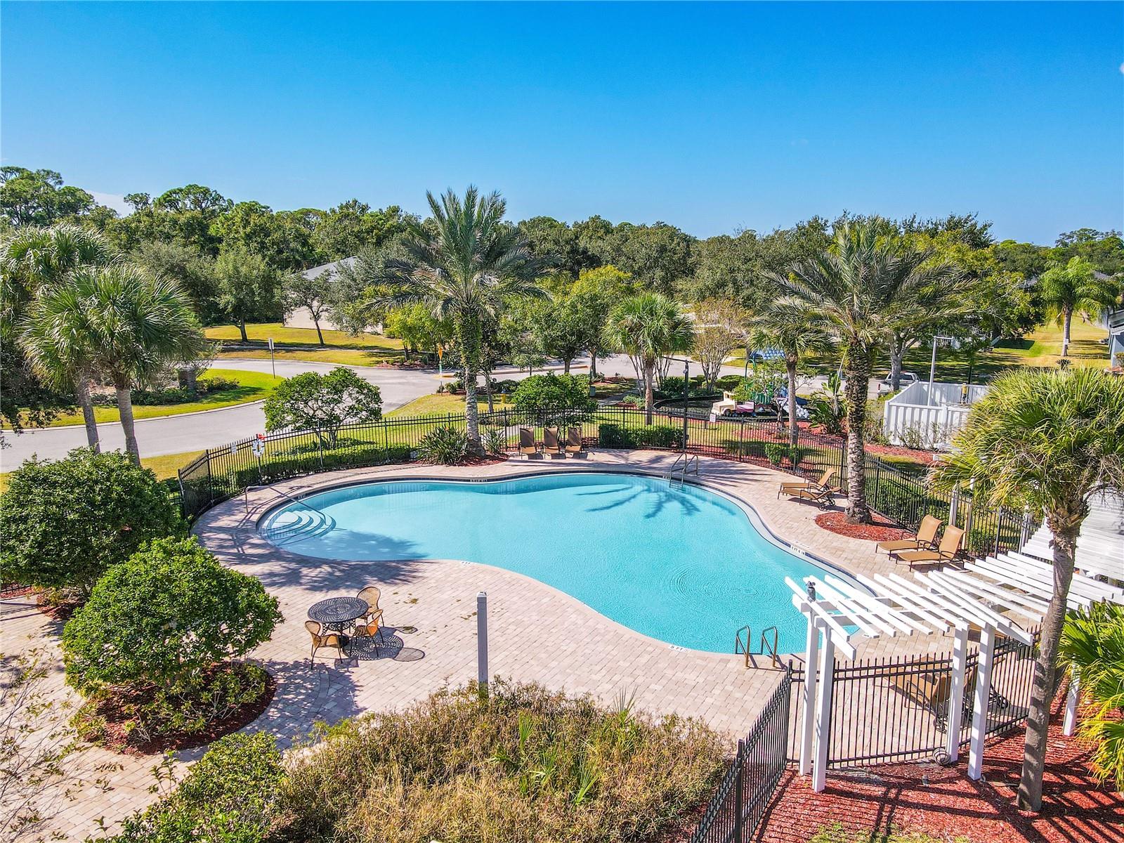 Image 26 of 27 For 12245 Country White Circle