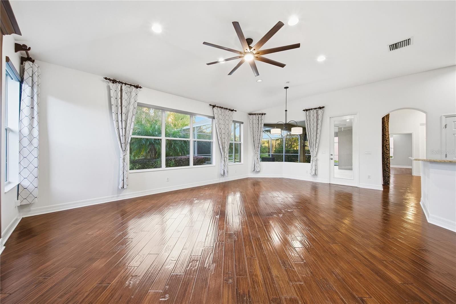 Image 12 of 46 For 19238 Climbing Aster Drive