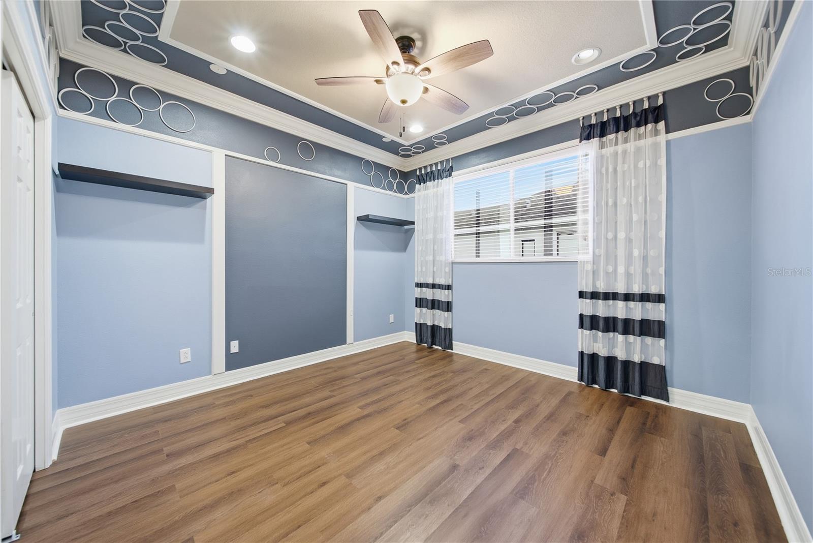 Image 27 of 46 For 19238 Climbing Aster Drive