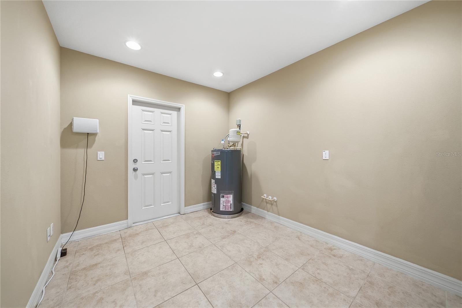 Image 31 of 46 For 19238 Climbing Aster Drive